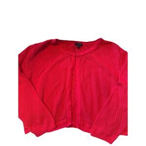 TALBOTS  cropped sweater size LARGE, RED